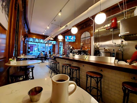 Mike Cafe Bonjour